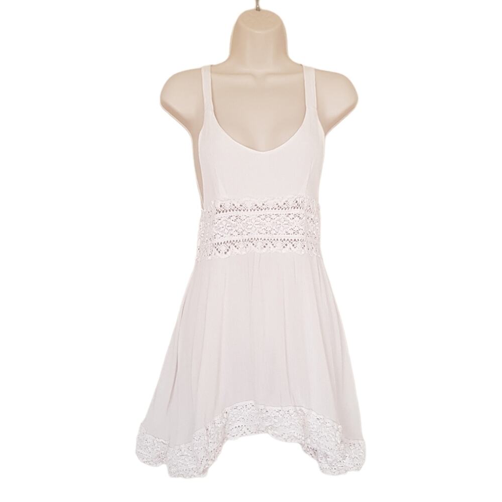 NEW LF Native Rose White V Neck Crochet Boho Halter Neck Mini Dress Size 4